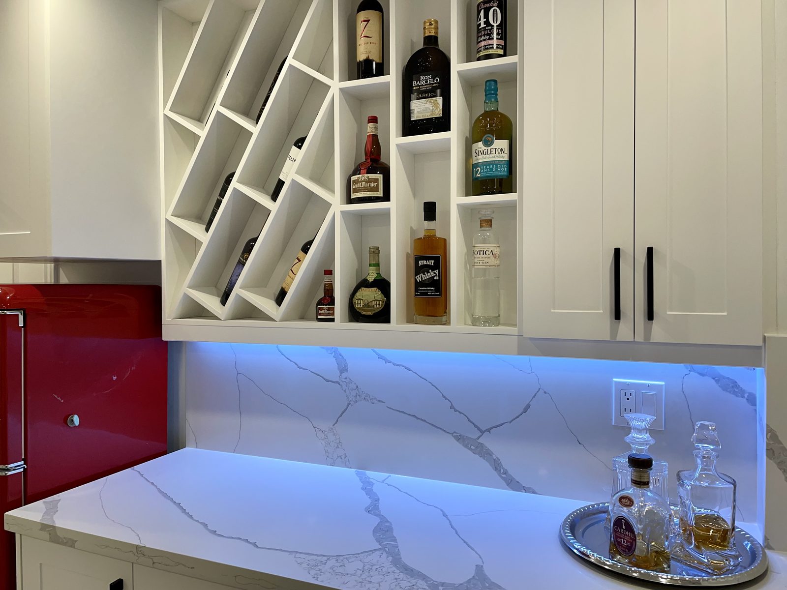 Custom wine shelf and counter detail